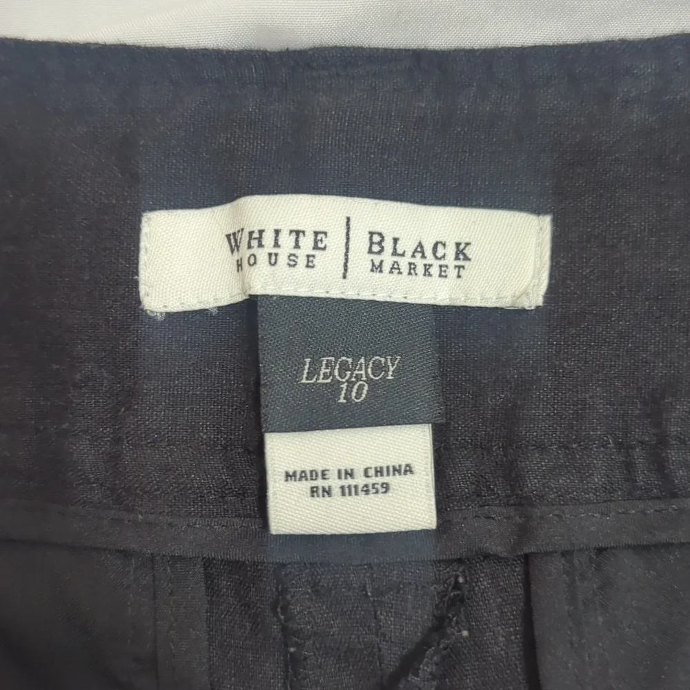 White House Black Market Legacy Capri Pants, Color Black Size 10
